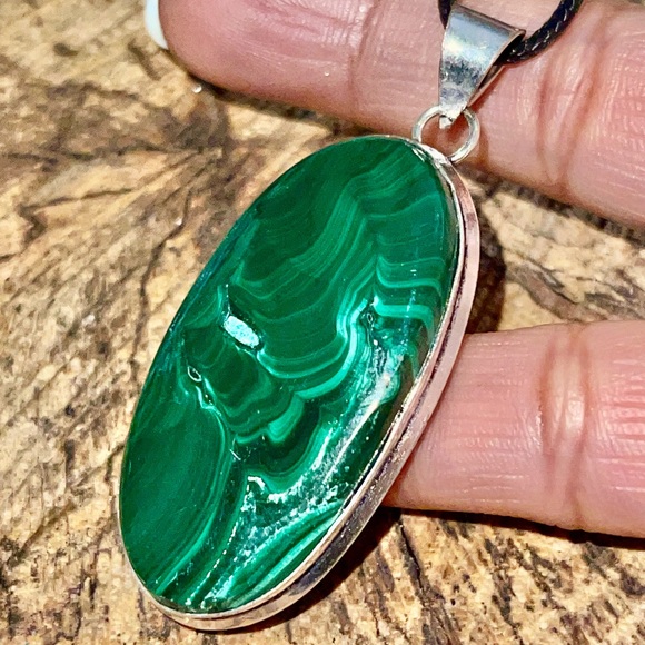 Green Malachite Pendant 2” - Picture 4 of 13